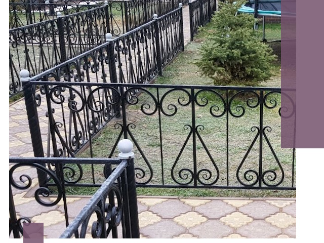 Кованые газонные ограждения под ключ в Сосногорске